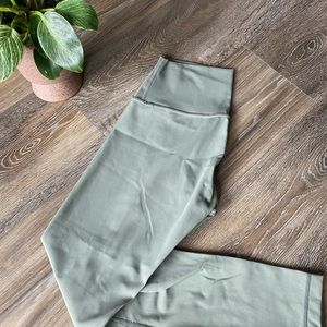 lululemon align leggings - size 6